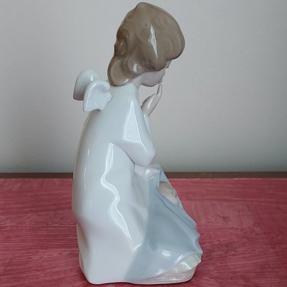 LLADRO Guardian Angel with Baby Jesus #635 - Picture 3 of 16